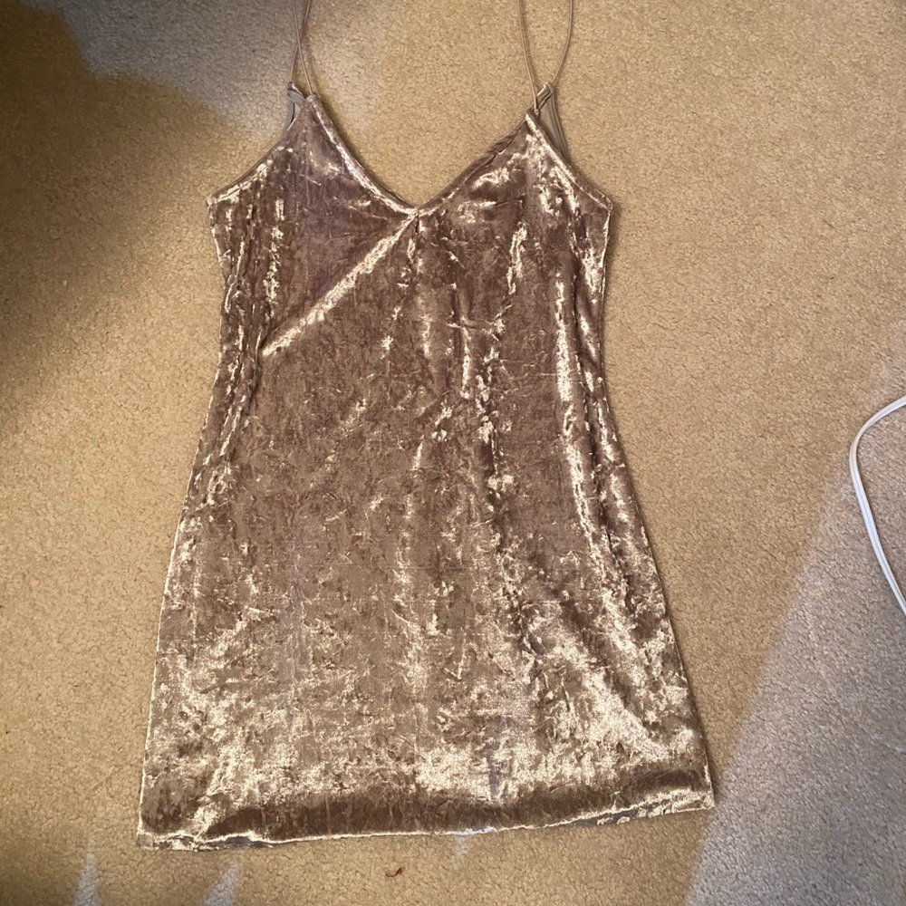 Champagne velvet dress!